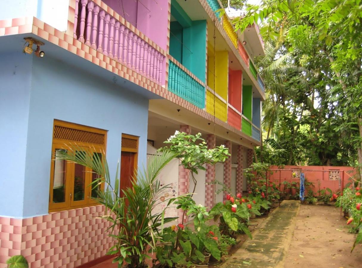 Hotel Santis Hikkaduwa Extérieur photo