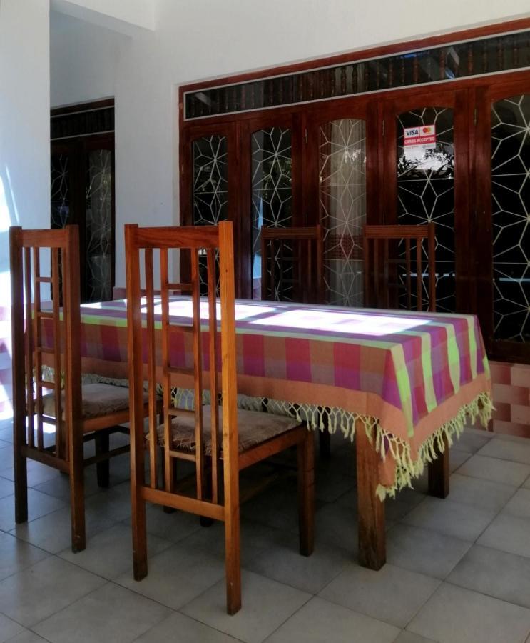 Hotel Santis Hikkaduwa Extérieur photo