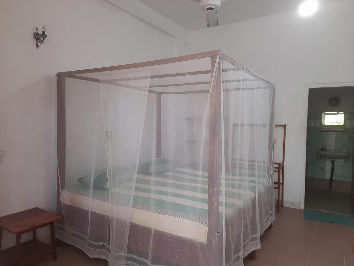 Hotel Santis Hikkaduwa Extérieur photo