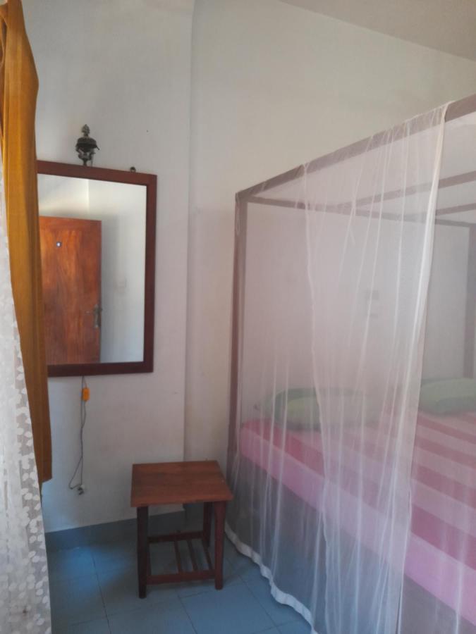 Hotel Santis Hikkaduwa Extérieur photo