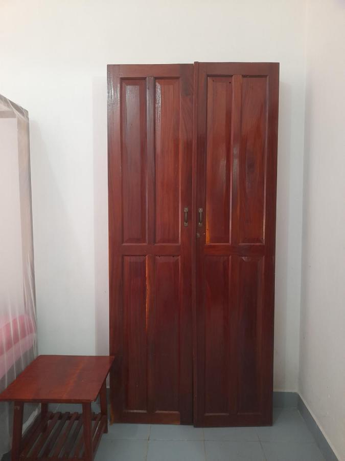 Hotel Santis Hikkaduwa Extérieur photo