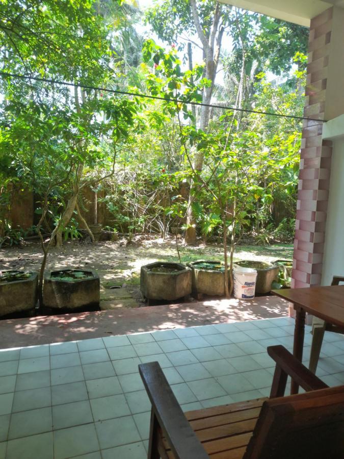 Hotel Santis Hikkaduwa Extérieur photo